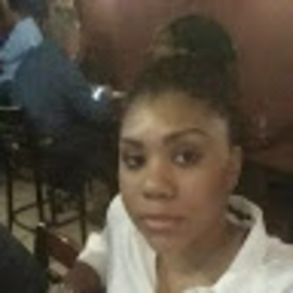 Meet your Posher, Shadiyya - Picture 1 of 1